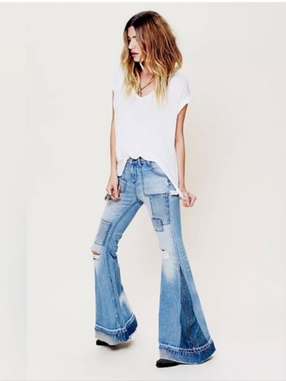 Free People Festy Super Flare Jeans RARE Patch Size 26